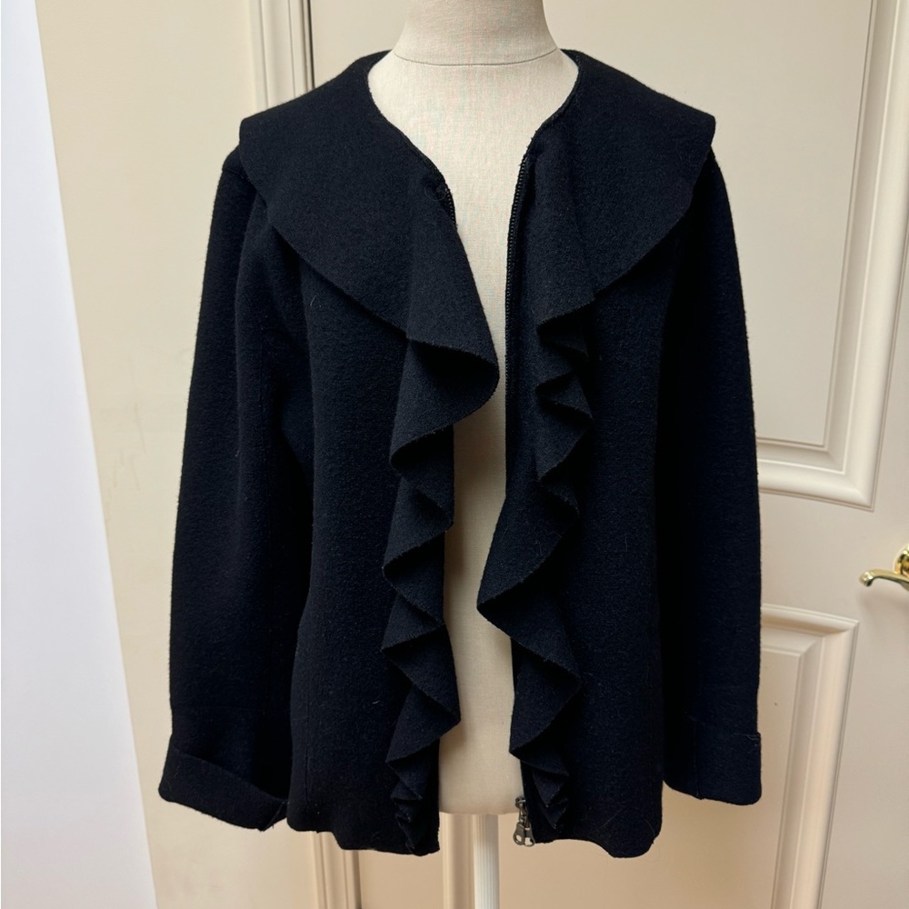 🚨MAKE AN OFFER🚨 Beyond Threads Ruffle Wool Coat